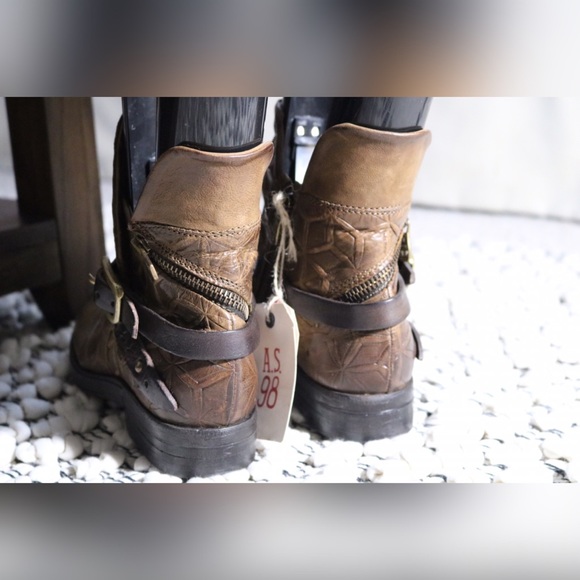 ❌SOLD❌ Free People A.S. 98 Isha ankle Boots - Picture 5 of 6